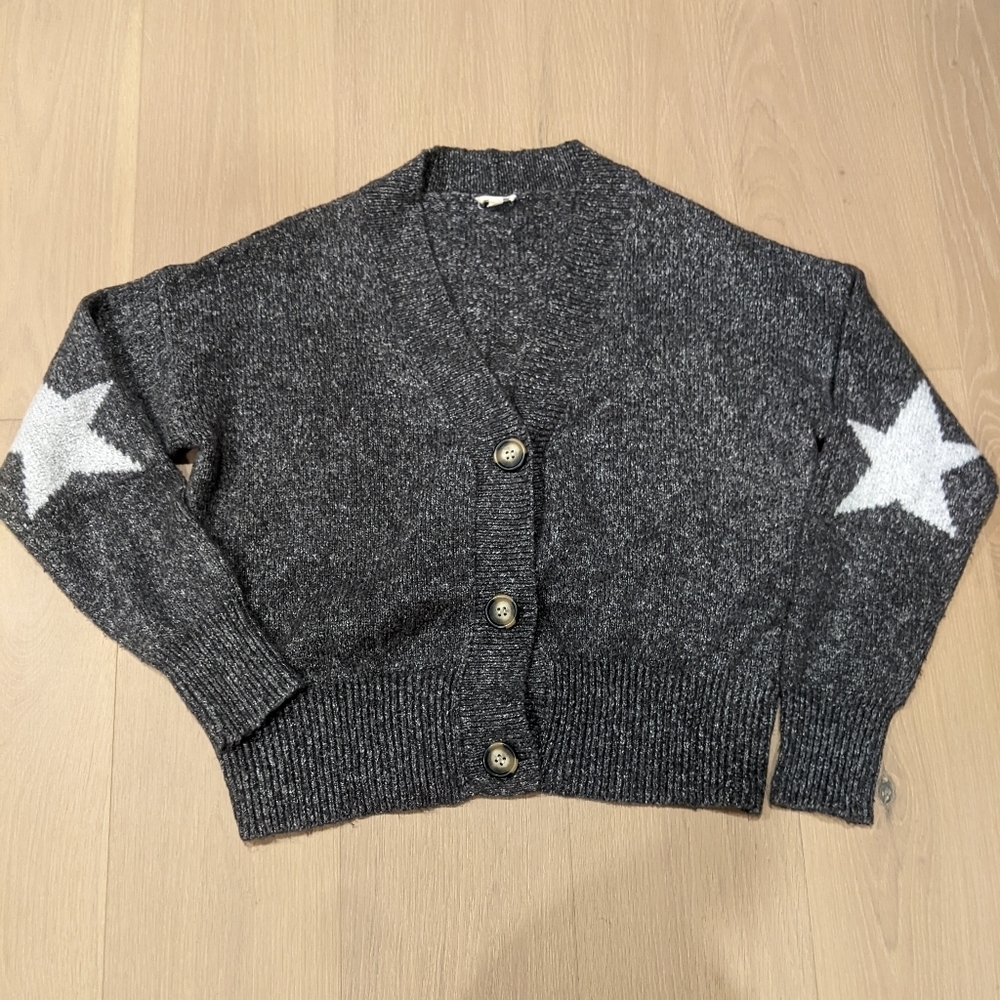 Cozy grey cardigan